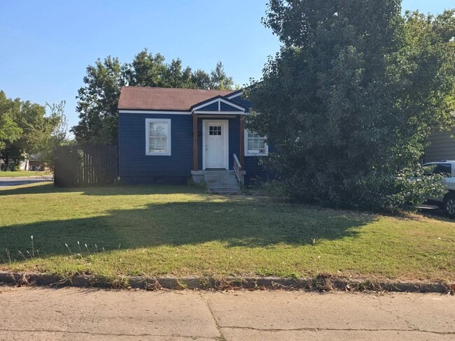 Building Photo - 3100 NW 33rd St