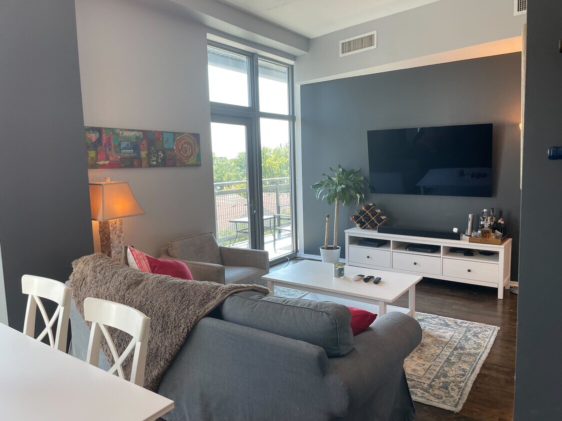 Foto principal - 1000 W Leland Ave