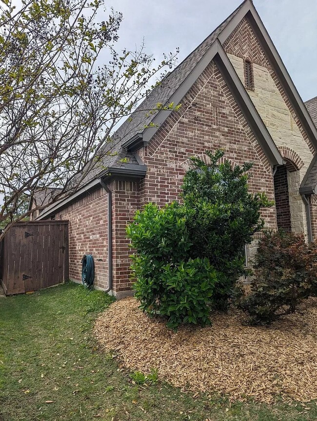Building Photo - 16715 Ramsay Cascades Dr