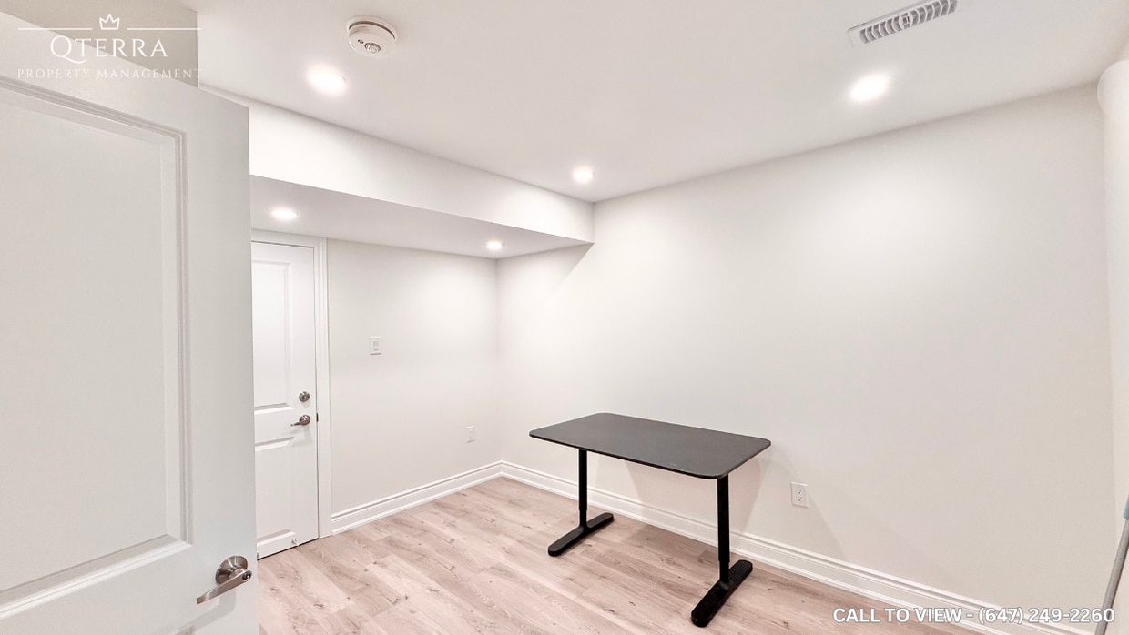 Building Photo - 1368 Kovachik Blvd