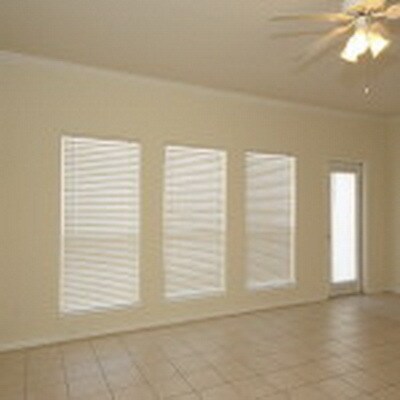 Foto del edificio - 15110 Leeward Dr