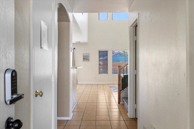 Foto del edificio - 7315 W Cordes Rd
