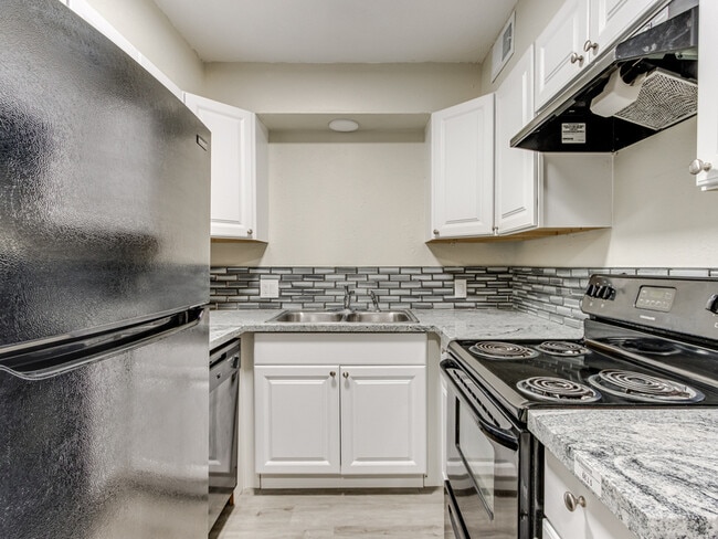 Photo - 1000 NW 88th St Apartment