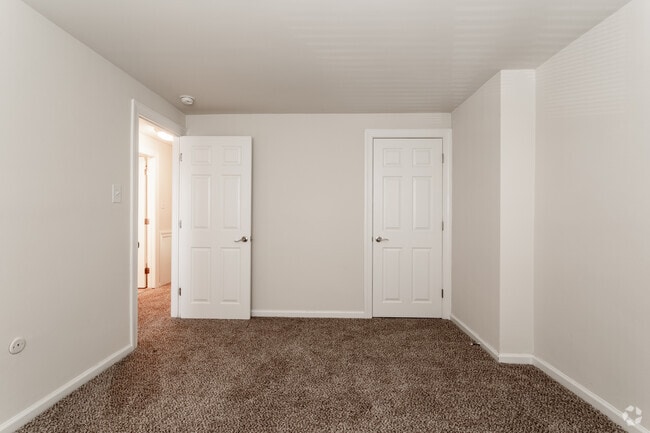 Bedroom - New Orleans Park Apartments