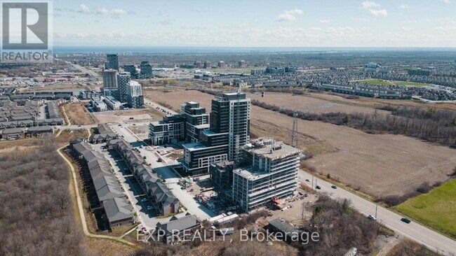 Building Photo - 3220-3220 William Coltson Ave