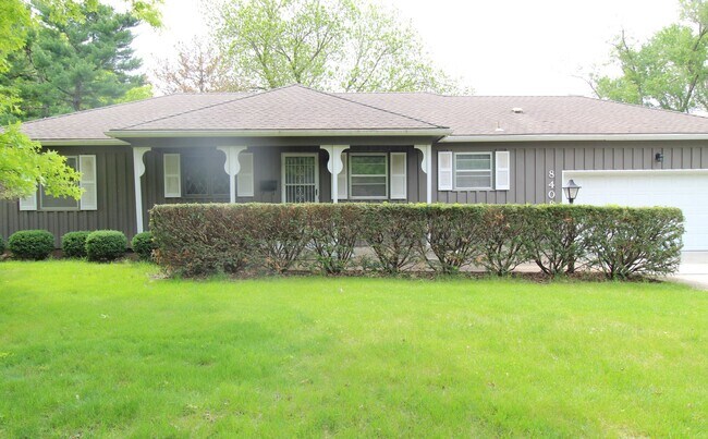 Foto del edificio - 3 Bedroom 2 Bath Home In Overland Park