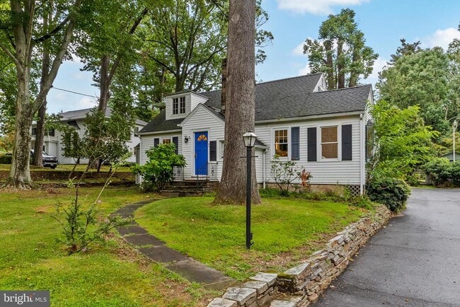 Building Photo - 43 Wilburtha Rd