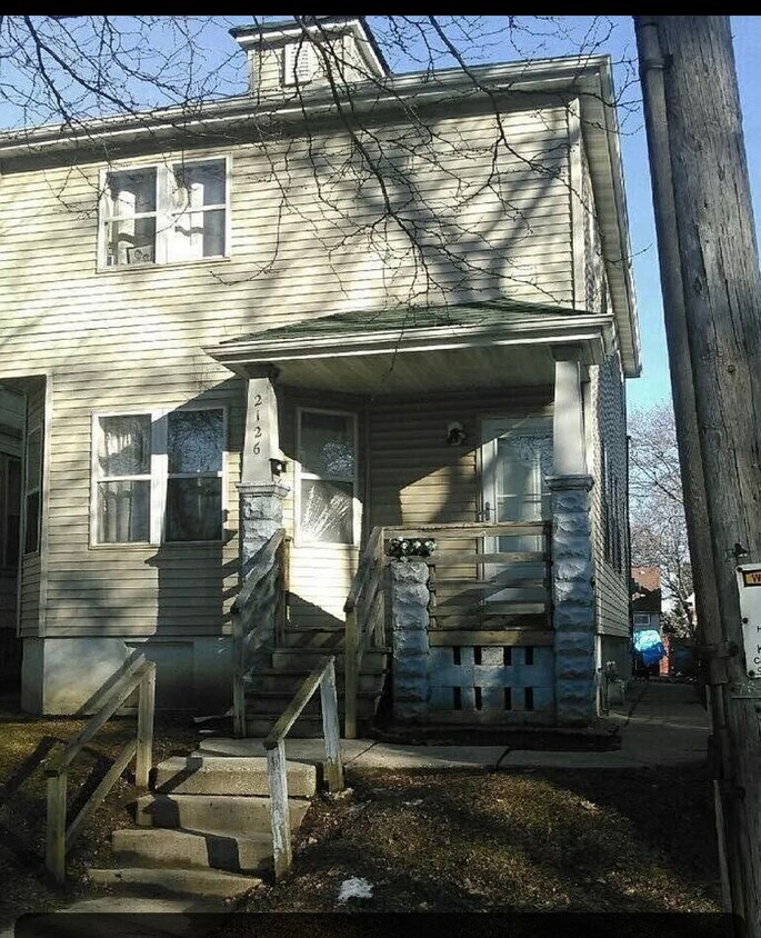 Front - 2126 S 26th St