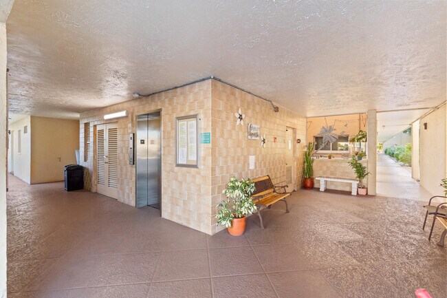 Foto del edificio - 2520 NE 1st Ct