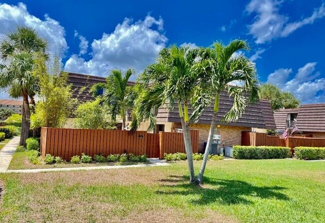 Foto del edificio - 1716 17th Ct