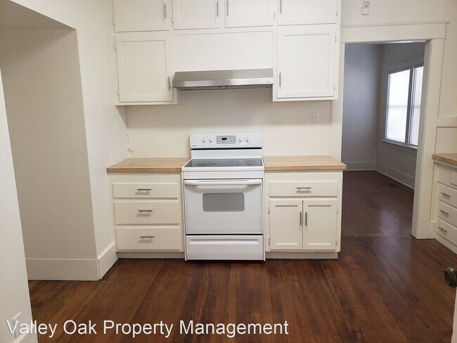 Foto del edificio - 3 br, 1 bath House - 292 N Minaret Ave