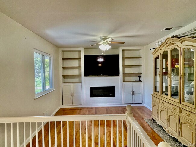 Building Photo - 39 Fawn Ln