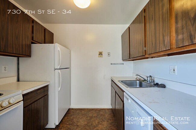 Foto del edificio - 730 7th St SE