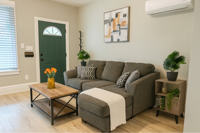 Building Photo - 666 S 22nd St