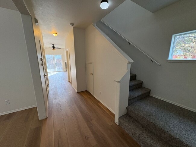 Building Photo - CHECK OUT THIS SPACIOUS 3 BEDROOM, 2.5 BAT...