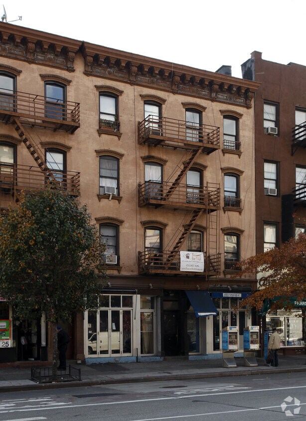 Foto del edificio - 2270 First Ave