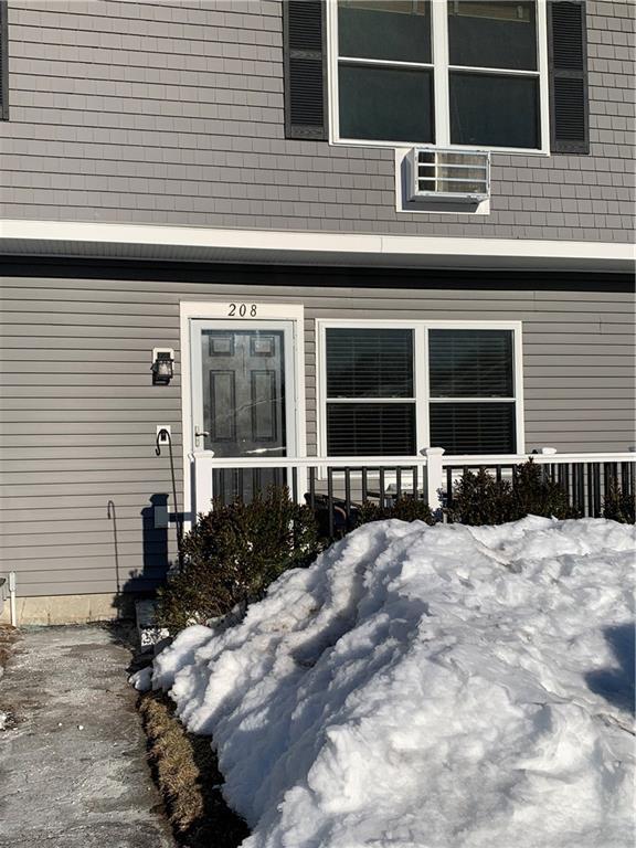 Foto del edificio - 200 Post Rd