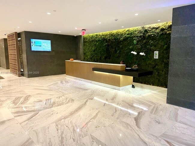 Foto del edificio - 400 Sunny Isles Blvd