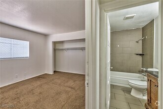 Building Photo - 1810 Bartoli Dr