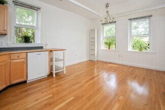 Building Photo - 151 Mason Ter