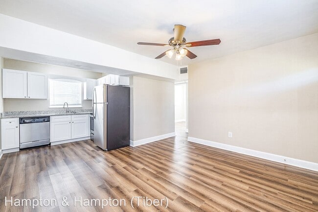 Building Photo - 3 br, 1 bath House - 1020 58TH AVE N