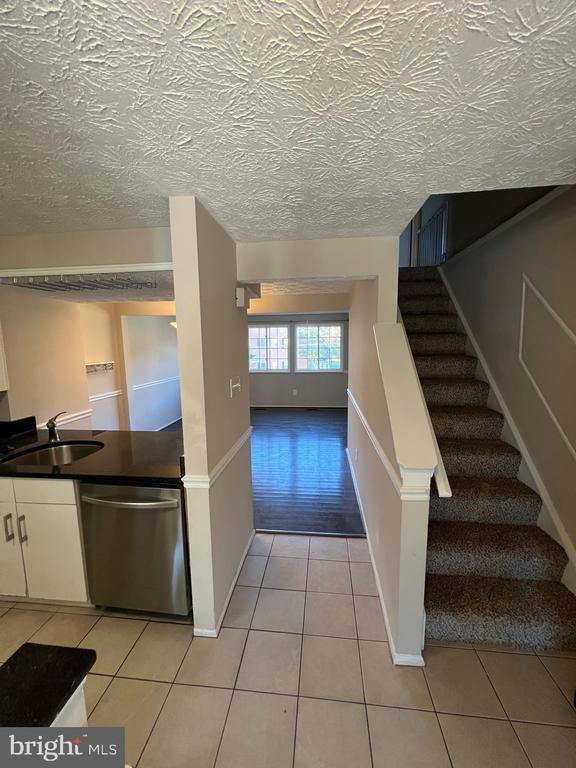 Foto del edificio - 2832 S Meade St