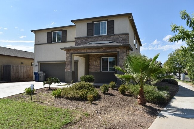 Building Photo - 4297 Lasalle Dr