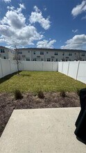 Building Photo - 320 Nine Iron Dr