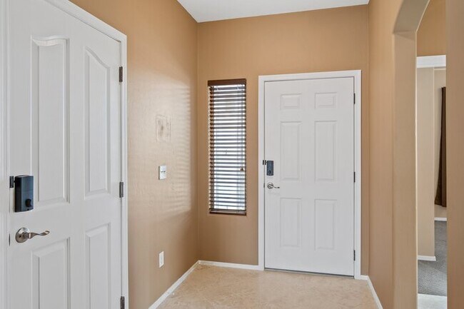 Foto del edificio - Tucson, AZ - Single-Family - $1,695.00 Ava...