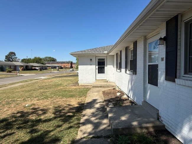 Building Photo - 480 Diven Ln