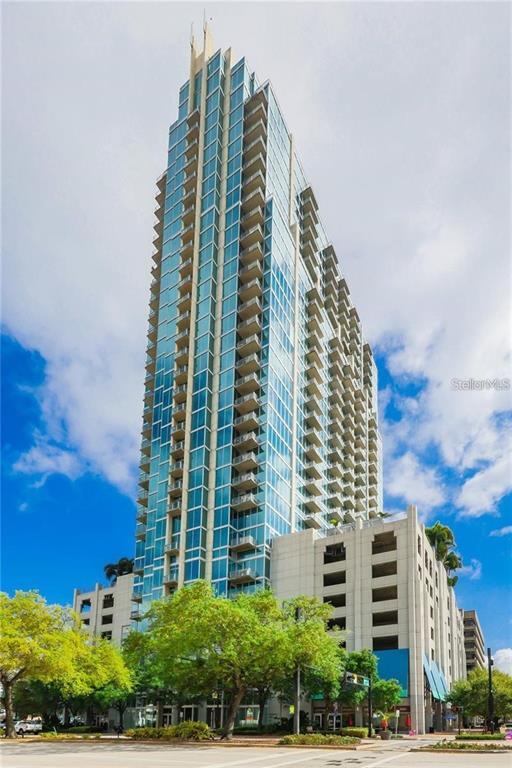 Foto principal - 777 N Ashley Dr