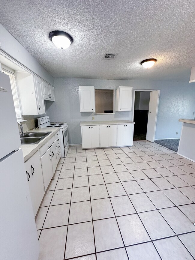 Foto del edificio - 106 Oak St