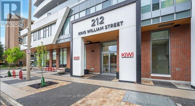 Photo du bâtiment - 212-212 King William St