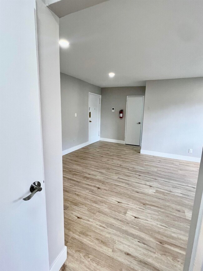 Building Photo - 7212 JFK Blvd E