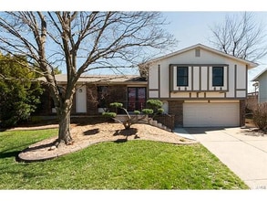 Building Photo - 620 Weeping Willow Dr