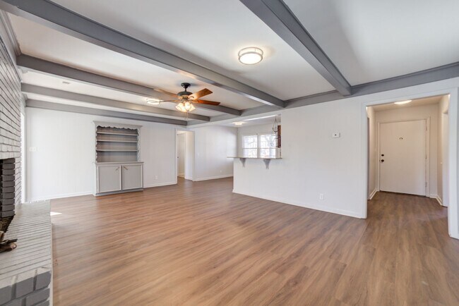 Foto del edificio - Fantastic Patrick Henry Home with 3 Bedroo...