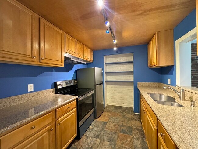 Foto del edificio - 36 Greentree Ln