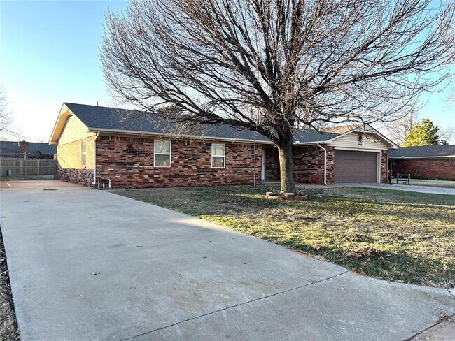 Foto del edificio - 3908 Hickory Stick Dr