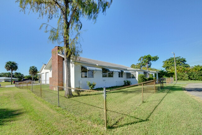 Building Photo - 6698 Belvedere Rd