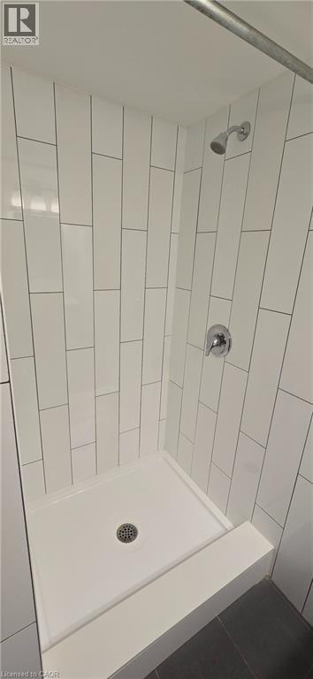 Building Photo - 240 Chapel St