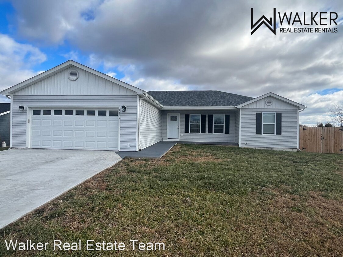 3 br, 2 bath House 2316 Blueberry Lane House Rental in Lebanon, MO