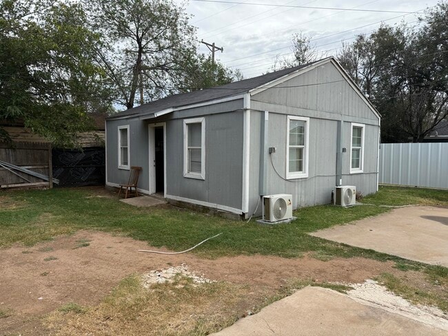 Foto del edificio - 1321 25th St