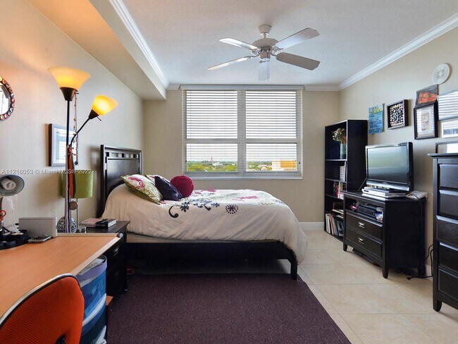 Foto del edificio - 2665 SW 37th Ave