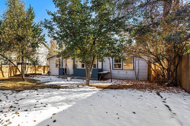 Building Photo - Old Town Lafayette Location! 4 bedrooms! H...
