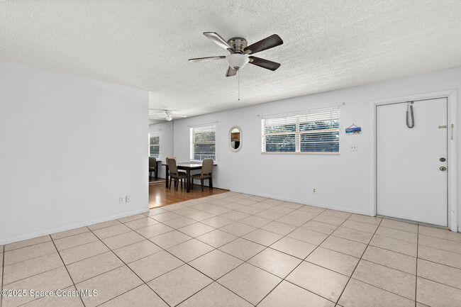 Building Photo - 291 Cape Shores Cir