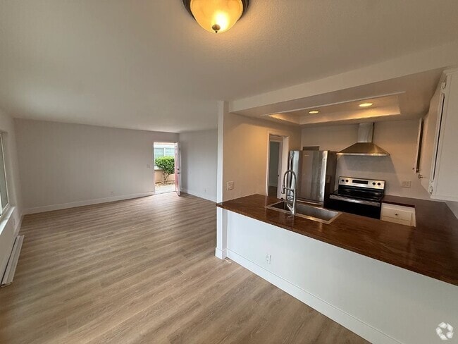 Building Photo - 33412 Cheltam Way