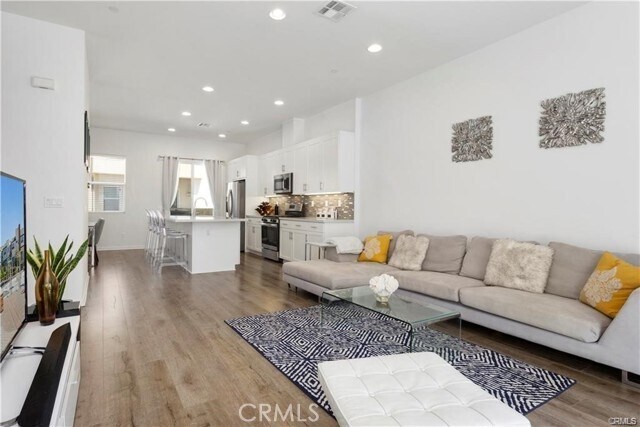 Foto del edificio - 715 Brooklyn Dr