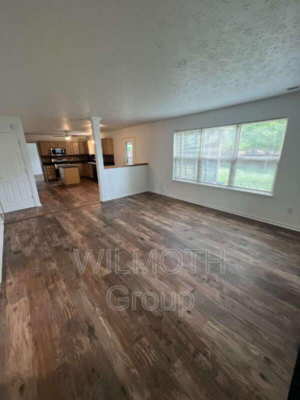 Building Photo - 12564 Geist Cove Dr