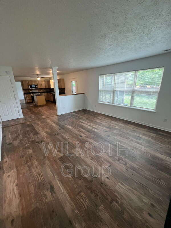 Foto del edificio - 12564 Geist Cove Dr