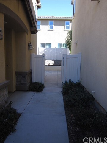 Building Photo - 21106 Blossom Way
